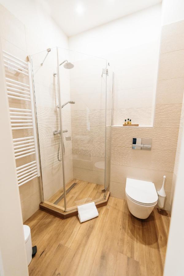 Labashaz Debrecen Bed and Breakfast Εξωτερικό φωτογραφία